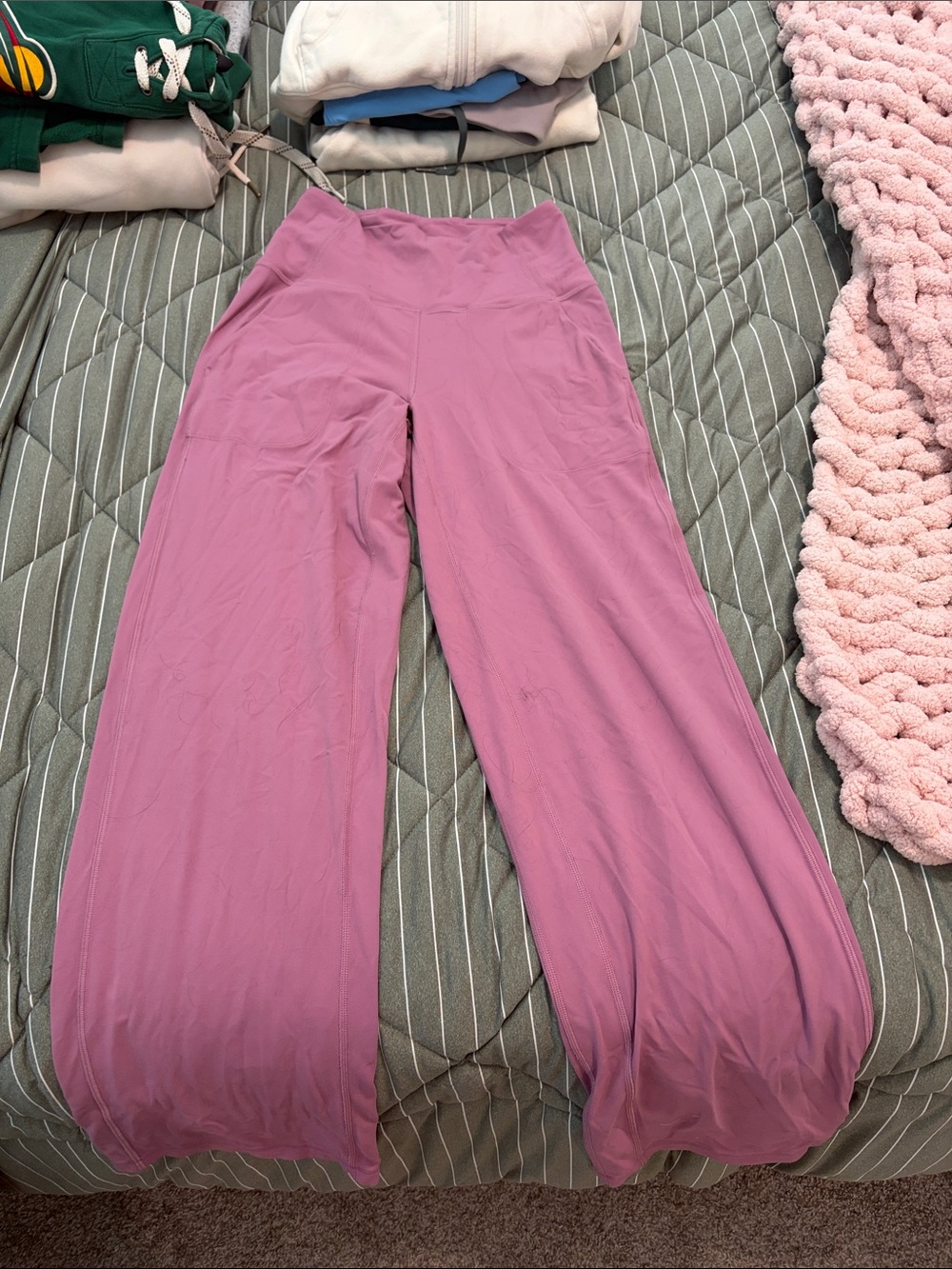 lululemon athletica Wide-Leg Flow Pants in Dusty Mauve